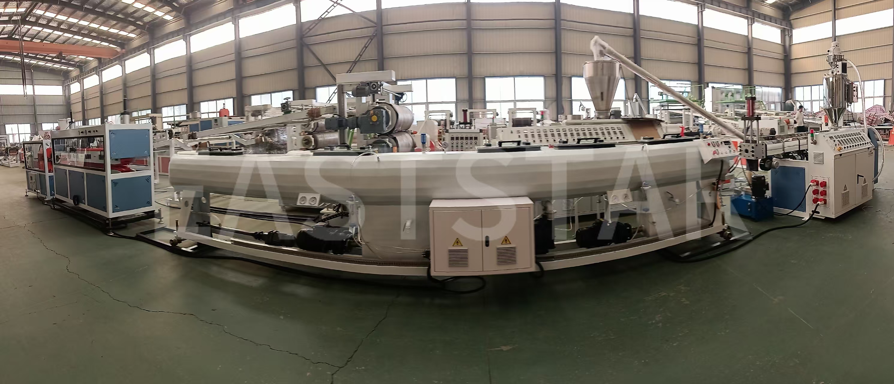 QINGDAO EASTSTAR completa la spedizione della linea di produzione di tubi in PE, a sostegno dello sviluppo delle infrastrutture palestinesi