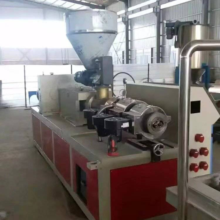 Linea di produzione di pannelli a parete in PVC